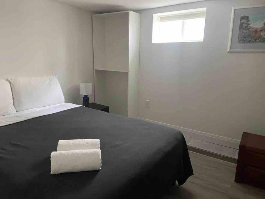Modern House Newly Furnished 3 Mins Drive To Fall شلالات نياغارا المظهر الخارجي الصورة