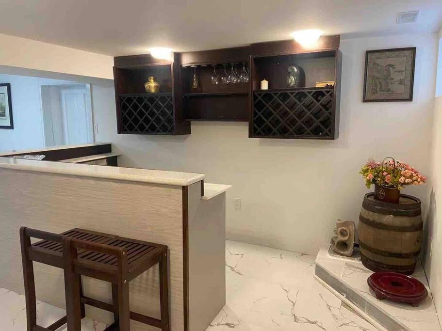 Modern House Newly Furnished 3 Mins Drive To Fall شلالات نياغارا المظهر الخارجي الصورة